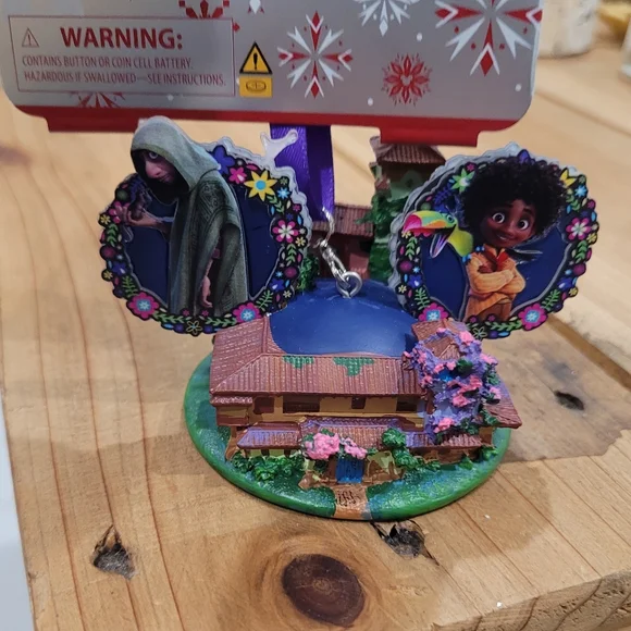Disney Encanto Ornament - Picture 2 of 4